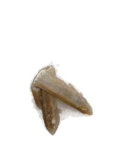 Load image into Gallery viewer, Fairy Quartz - Rough Stone
